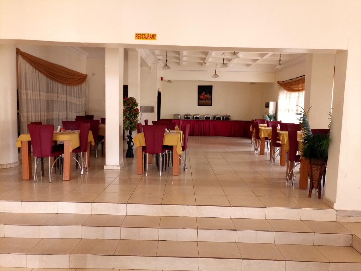 Hotel Benizia Asaba Exterior photo