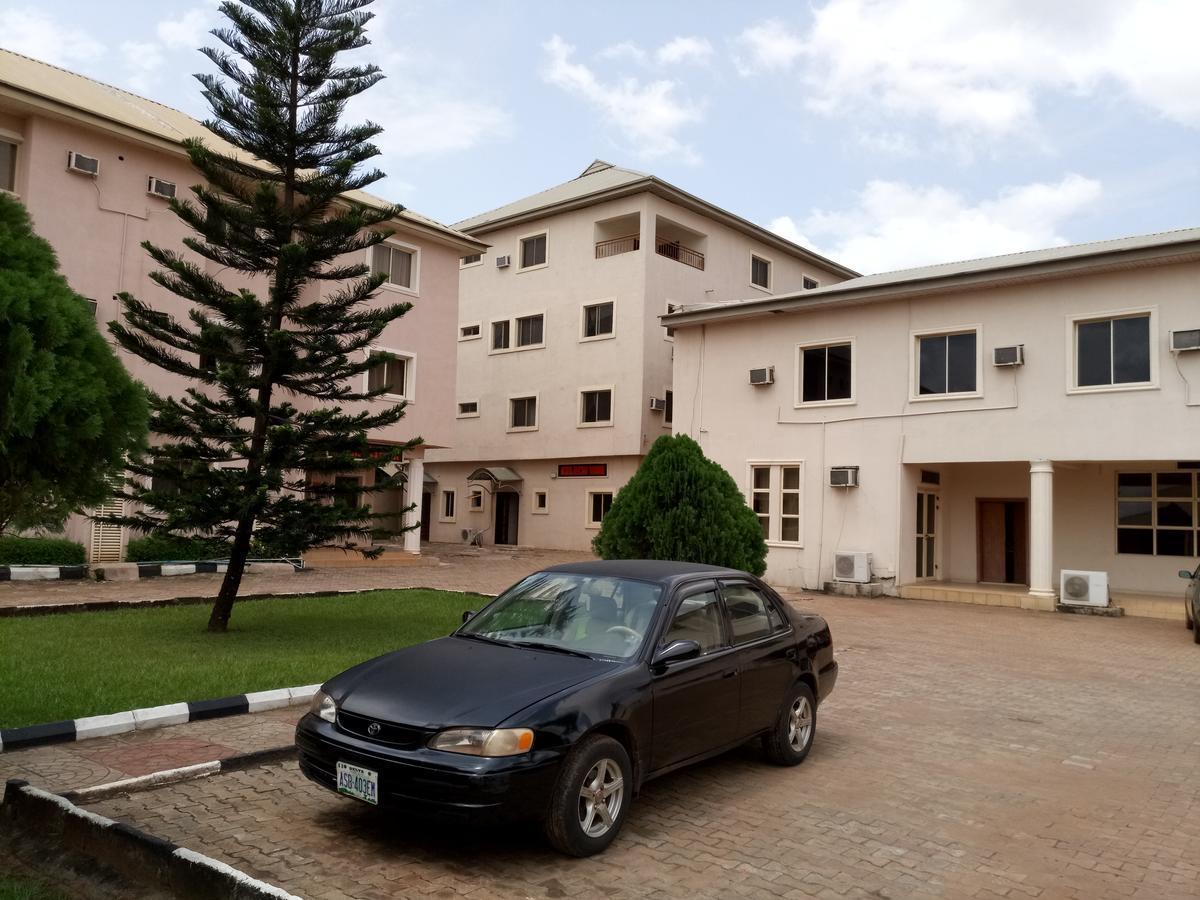 Hotel Benizia Asaba Exterior photo